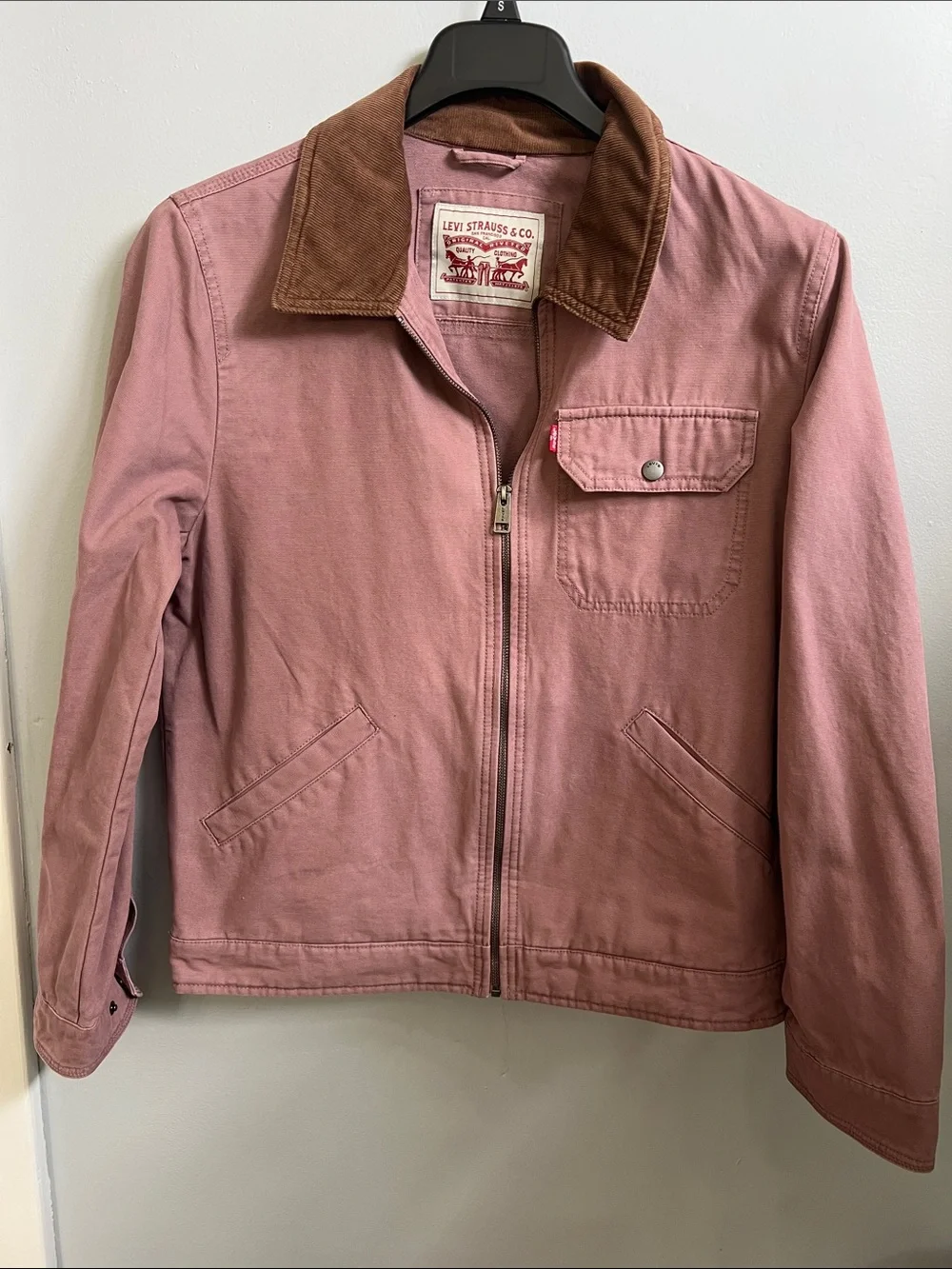Levi's Men’s Lightweight Cotton Twill Utility Jacket - Picture 3 of 5